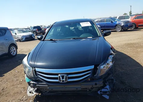 2011 Honda Accord 3.5 Ex-L из США, поврежденный, VIN 1HGCP3F80BA016527